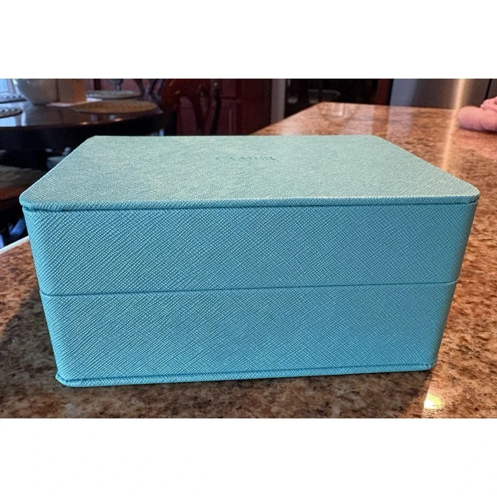 LA MER Aqua Blue Velvet Hinged Travel Jewelry Makeup Storage Box New 6